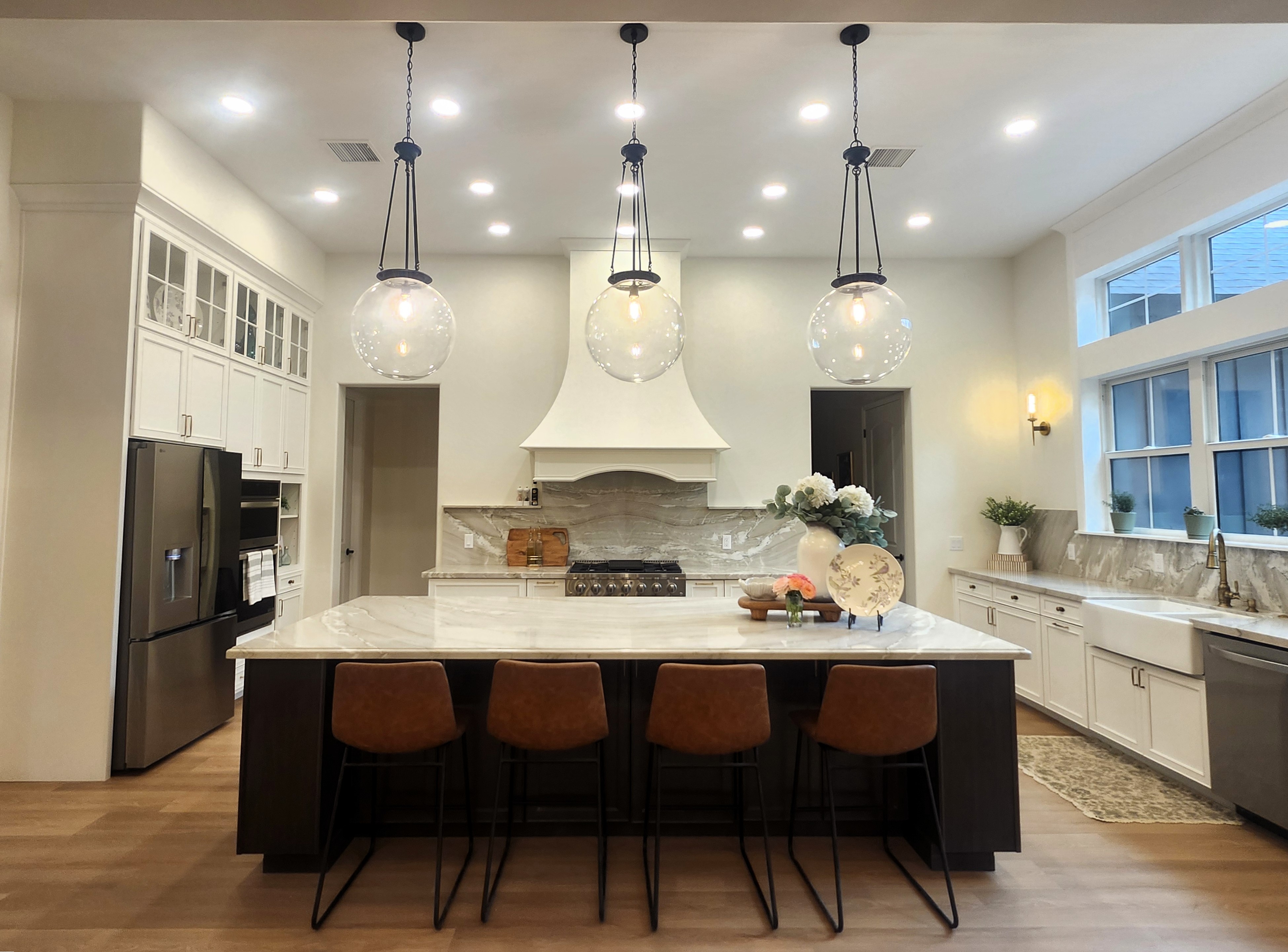 Starlight Pines Estate - Full kitchen view